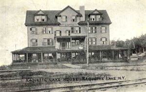 Raquette-Lake-House2-L