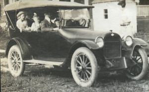 1921-Mitchell-car-L